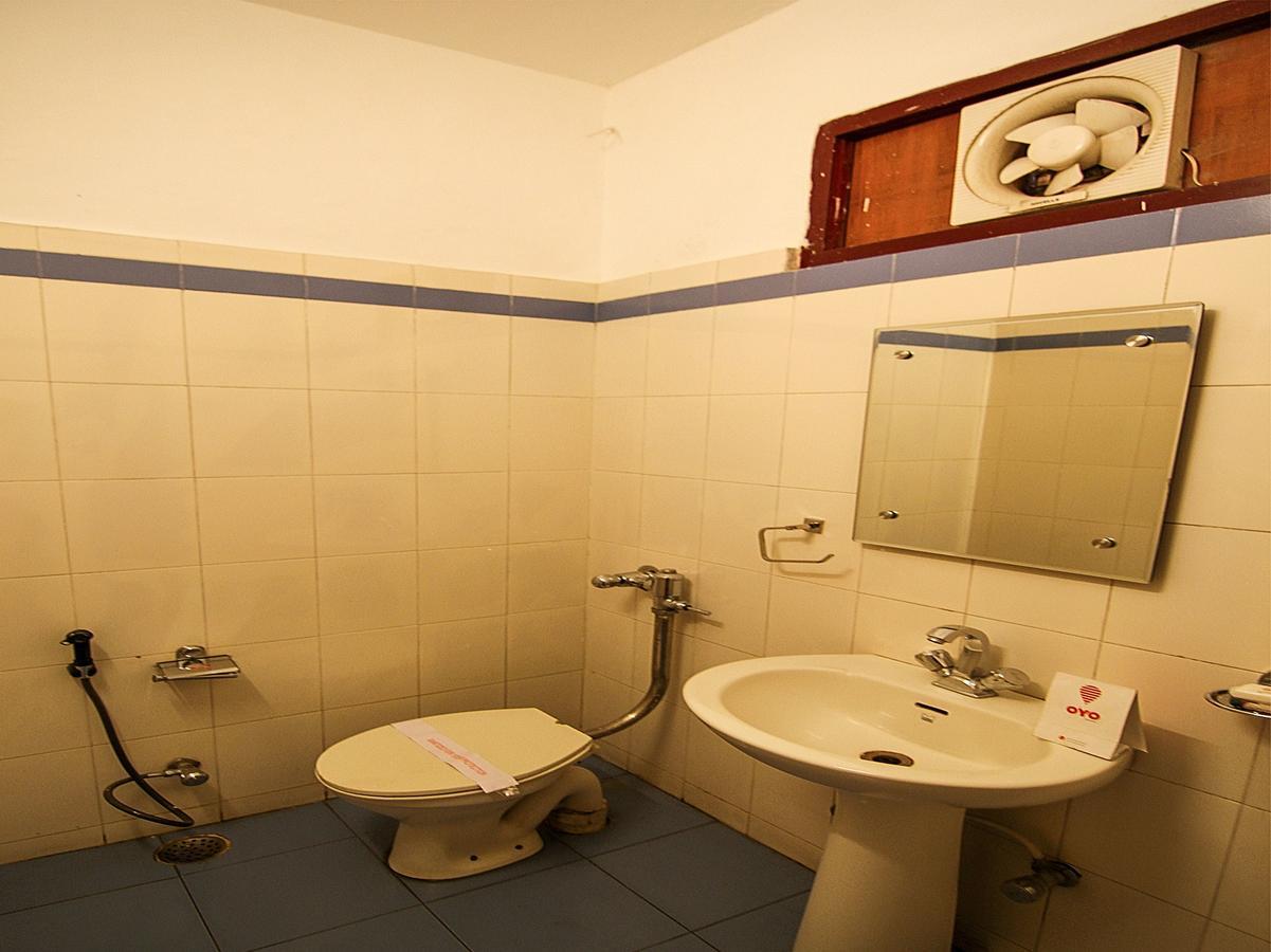 Oyo 4104 Surya Villa プネ エクステリア 写真